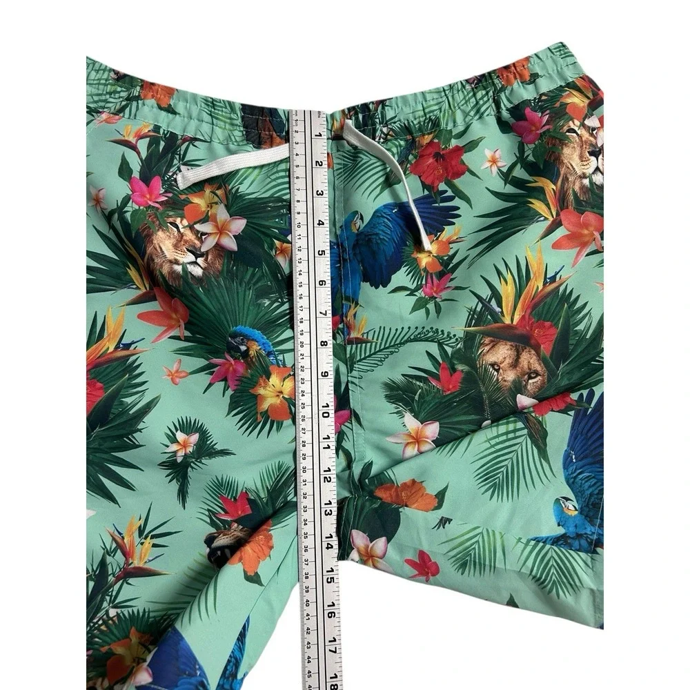 LRG Lifted Research Group Men's Hybrid Board Shorts Large Multicolor Lion Floral